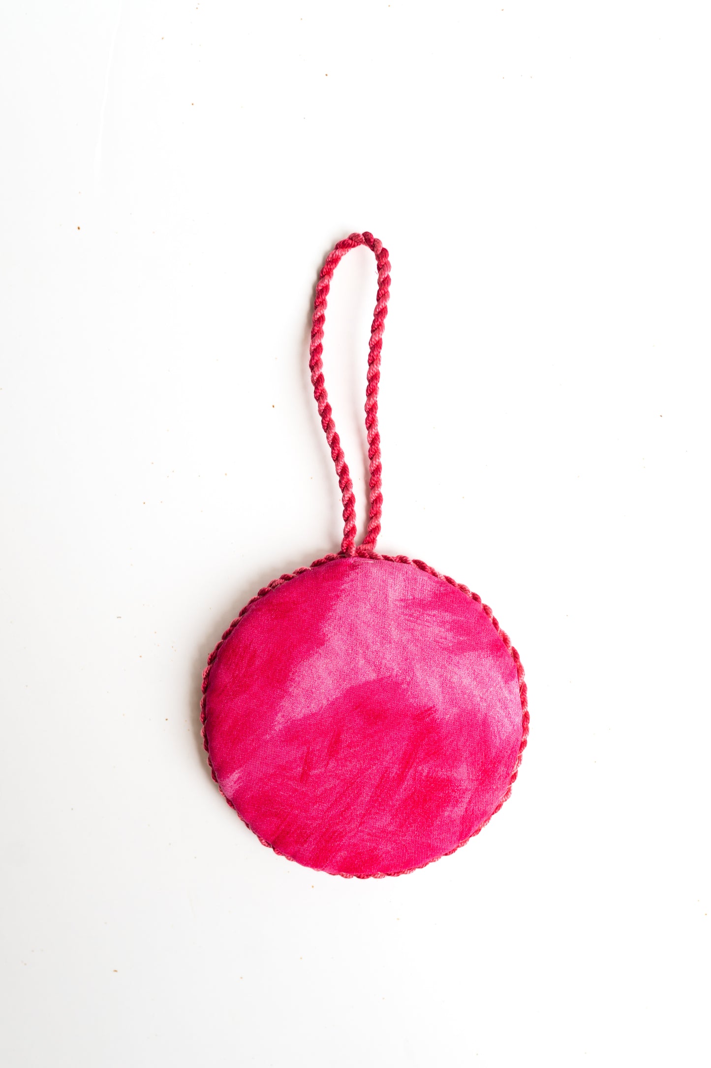 Round Ornament Finishing